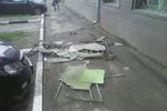 ЧП в Твери: в доме на улице Горького рухнуло ограждение балкона, мужчина упал с высоты третьего этажа