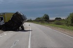 В Калязинском районе столкнулись грузовик и УАЗ 